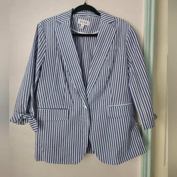 Elle Jackets & Blazers - ELLE Open Front Vneck Blazer Shacket Women White/Blue striped 3/4 Sleeve Sz: M
